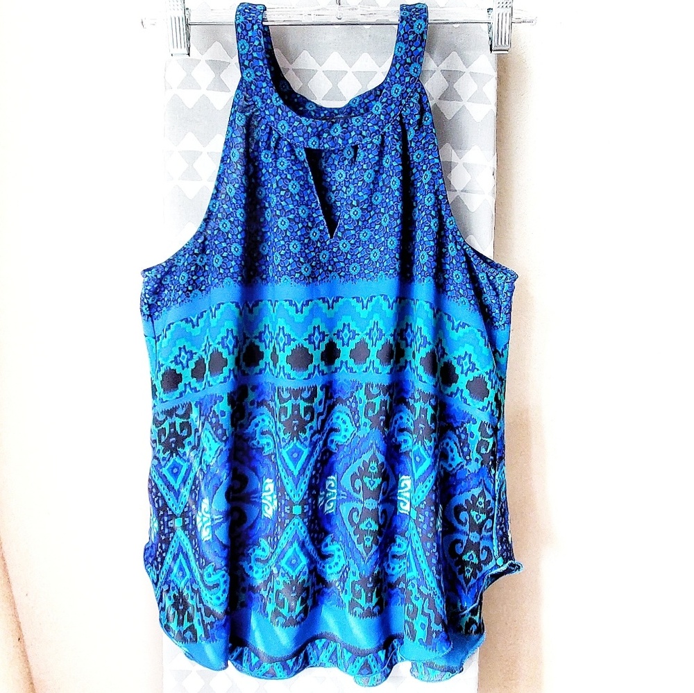 Express Top - Picture 2 of 7